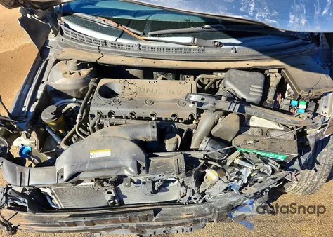 2010 Kia Forte Ex z USA, uszkodzony, nr VIN KNAFU4A26A5809672